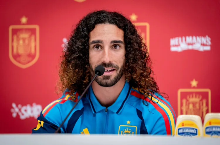 Atlético rozbieha boj o Marca Cucurellu. Chelsea je pripravená rokovať