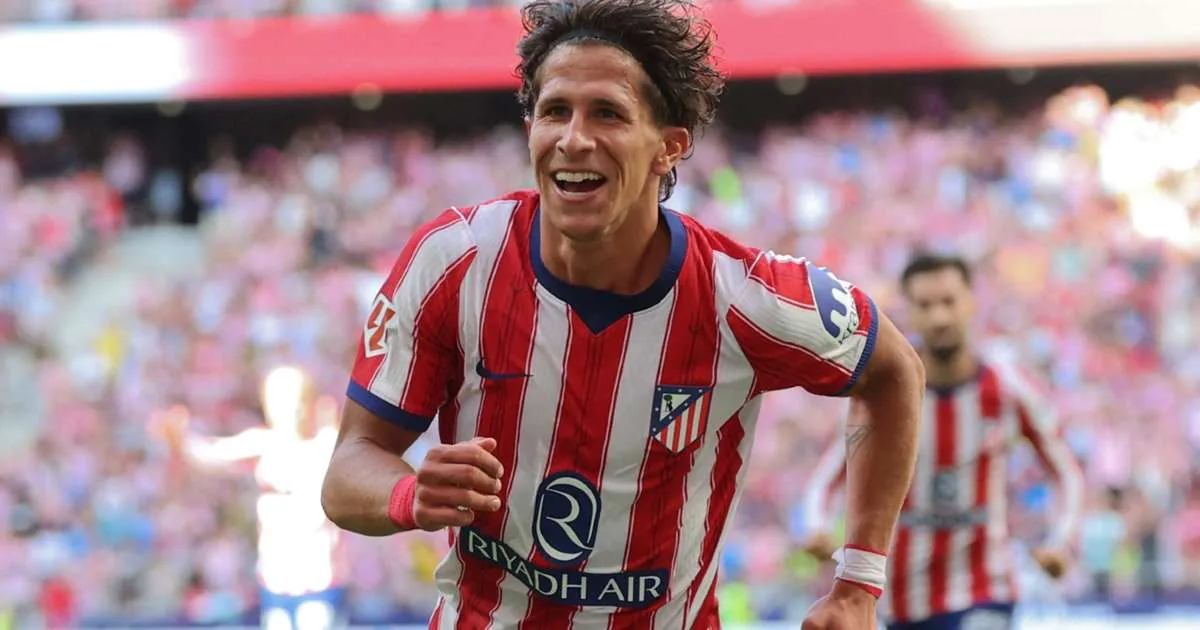 Giuliano Simeone oslavuje vyrovnávajúci gól proti Villarrealu